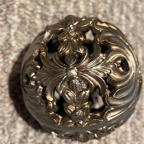 Decorative silver (with gold tinge) metal ball (approx 4.5 inches tall) - Picture 5 of 5